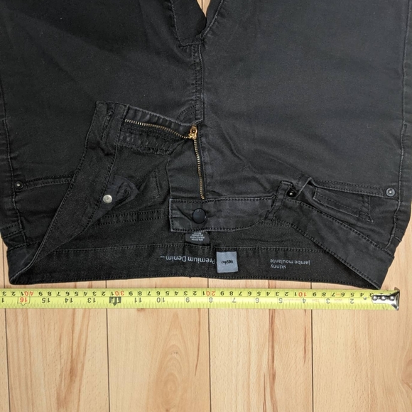 Mossimo Skinny Jeans - Picture 4 of 5